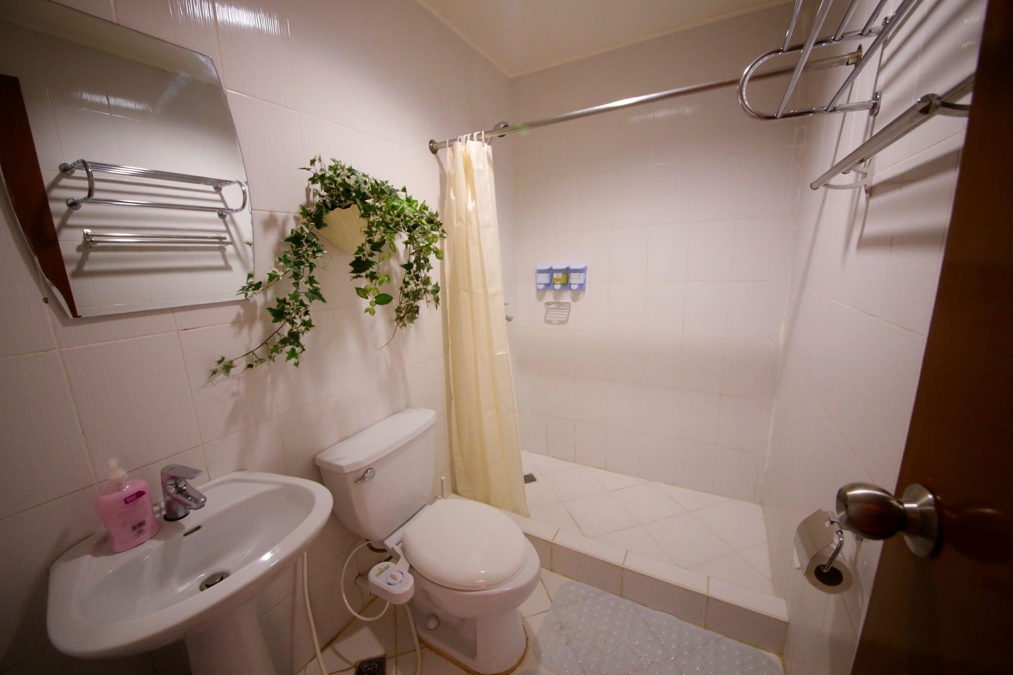 Dee Guesthouse White Sands Lapu-Lapu City Exterior foto