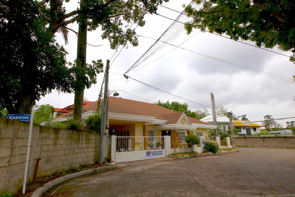 Dee Guesthouse White Sands Lapu-Lapu City Exterior foto