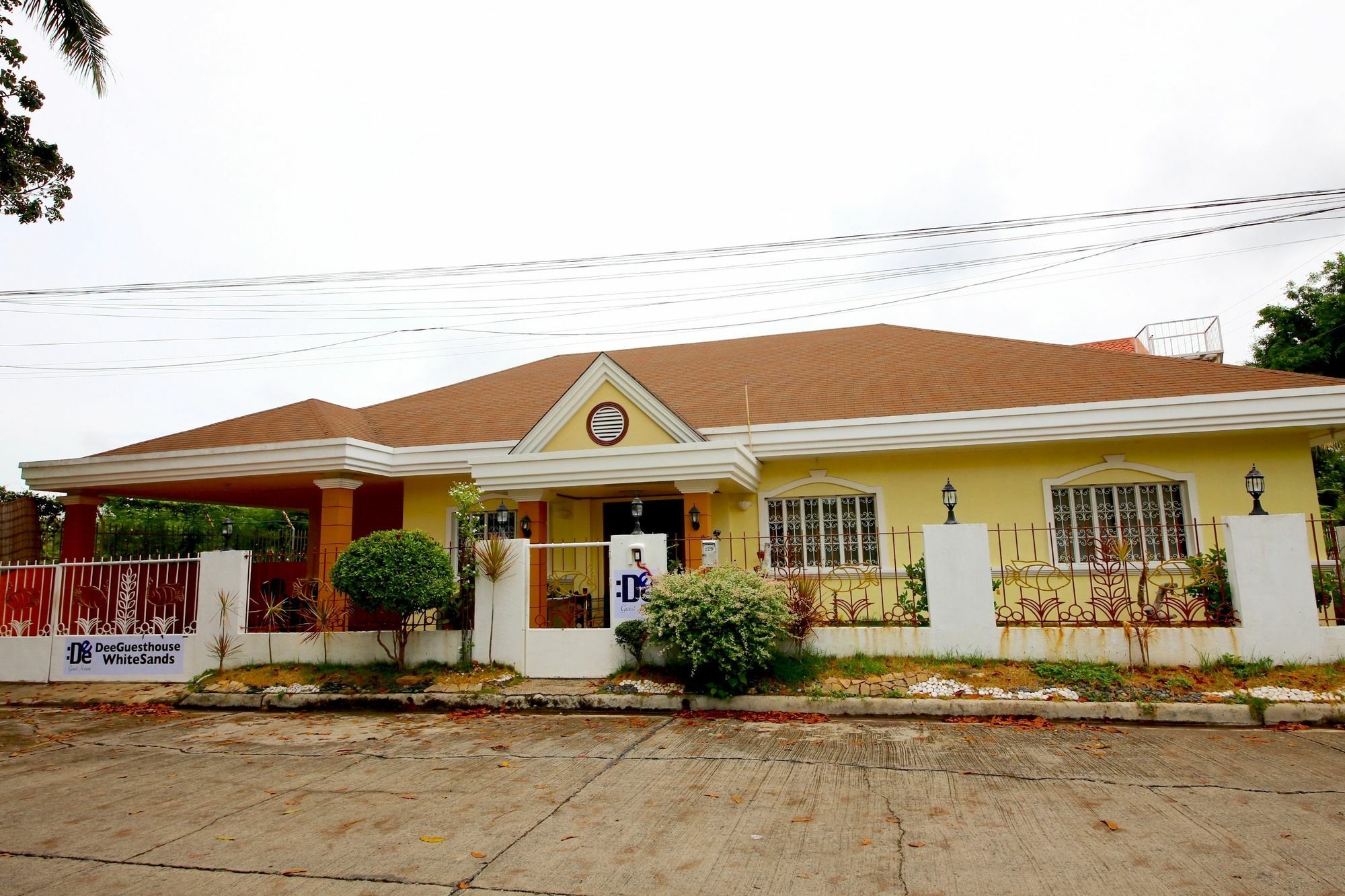 Dee Guesthouse White Sands Lapu-Lapu City Exterior foto
