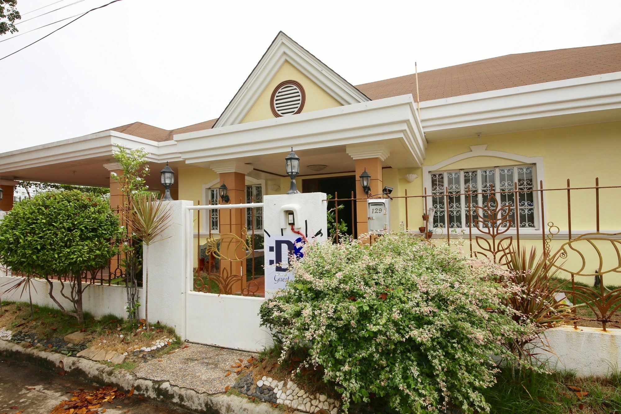 Dee Guesthouse White Sands Lapu-Lapu City Exterior foto