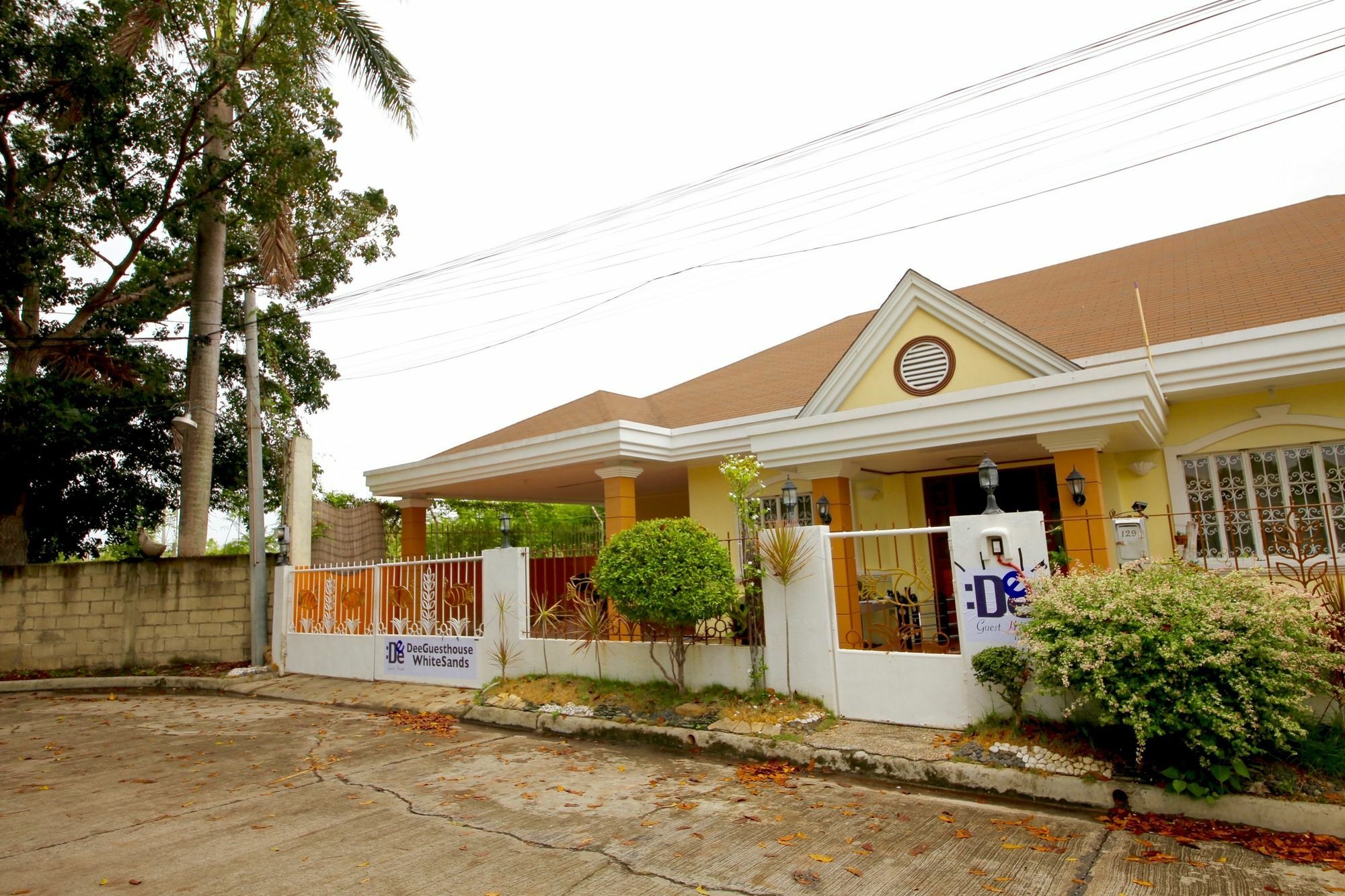 Dee Guesthouse White Sands Lapu-Lapu City Exterior foto
